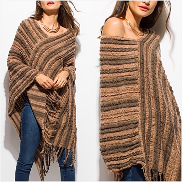 Bohemian Soft Fringe Poncho Sweater One Size - Picture 7 of 8